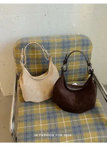 Sac hobo en daim de style vintage pour femme grand capacite sac porte epaule decontracte
