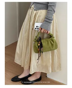Sac à main plissé style coréen pour femmes, sac bandoulière texture daim vert rétro chic.