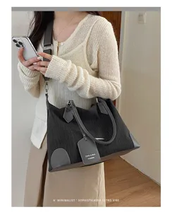 Retro vertikal gestreifte Boston Tasche für Damen, große Umhängetasche und Handtasche.