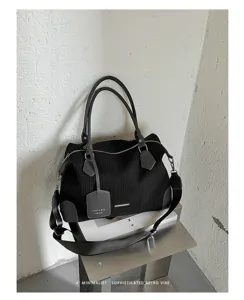 Vintage vertikal gestreifte Boston Tasche für Damen, große Schulter- und Umhängetasche.