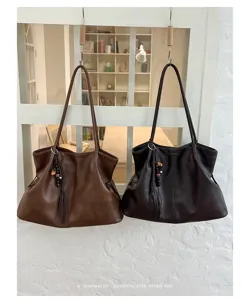 Sac cabas souple en cuir de grande capacité vintage pour femmes, sac d'épaule d'automne élégant.