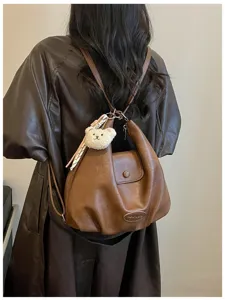 Zaino donna marrone vintage grande capacita borsa a spalla elegante con ciondolo orsetto