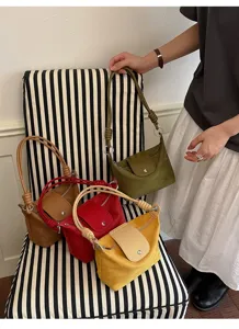 Retro Wildleder Knödel Handtasche mit Knotenriemen, stylische Umhängetasche für Damen.