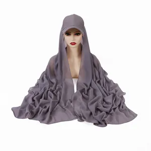 Berretto da baseball grigio con lungo sciarpa hijab in chiffon, copricapo sportivo.