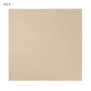Einfarbiges glänzendes Chiffon-Quadrat-Halstuch Detailansicht, eleganter Sommerschal.