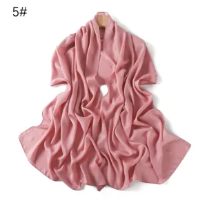 Sciarpa lunga in chiffon perlato tinta unita, elegante scialle lucido da donna, rosa.