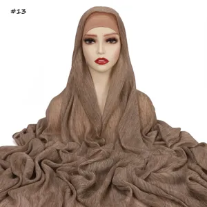 Sciarpa hijab lunga stropicciata tinta unita con set di cuffia interna elastica abbinata