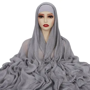 Set hijab stropicciato grigio con sottovelo abbinato, sciarpa in cotone elegante.