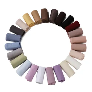 Ice silk ribbed arm sleeves in various rich colors, breathable sun protection wear.