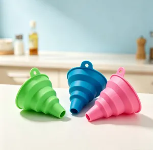 Kit d'entonnoirs pliables en silicone, mini outil de cuisine portable pratique pour liquides.