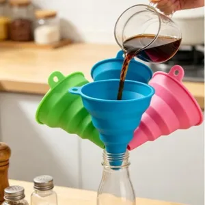 Entonnoir pliable en silicone outil de cuisine mini portable pour verser des huiles.