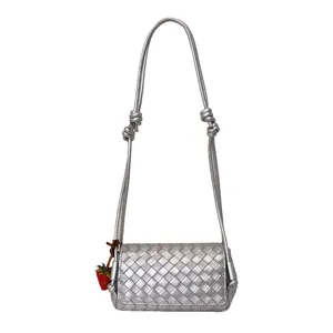 Silver woven underarm bag for women, chic trendy single shoulder crossbody small square bag.