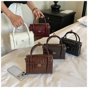 Stylish crocodile pattern women handbag, elegant PU leather mini square crossbody bag.