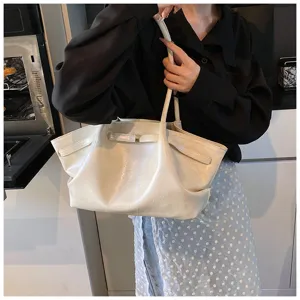 Large capacity pleated tote bag for women, stylish solid color single shoulder commuter handbag.