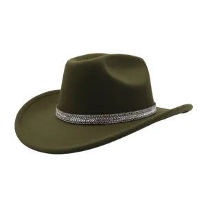 Legergroene vilt cowboyhoed met sprankelende strass band, westerse jazz fedora hoed.