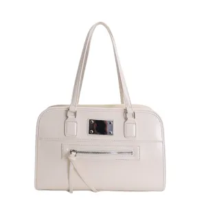 Women's vintage off-white leather boston handbag, stylish retro tote bag for daily wear.