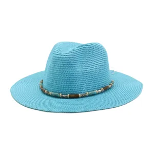 Chapeau de paille bleu avec bande de perles, bord de 7cm pour style plage été.