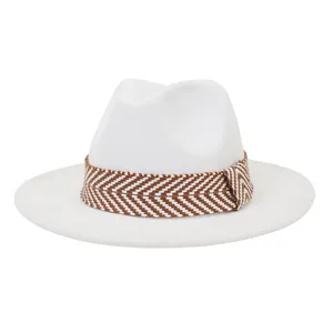 Klassieke witte wollen fedora hoed met bruine geweven band stijlvolle platte rand