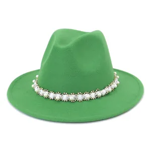 Stylish green felt fedora hat for women, featuring elegant pearl beaded trim for autumn and winter.