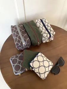 Embroidered fabric cosmetic bag retro dot pattern zipper makeup pouch organizer set for daily use