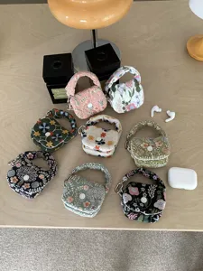 Embroidered Cotton Linen Mini Coin Purse Bluetooth Earphone Pouch Handcrafted Floral Pattern Tiny Bag With Hanging Loop Ring For Storage Daily Companion Organizer Accessories