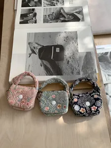 Mini embroidered Bluetooth earphone pouch, portable vintage floral coin purse and small hanging bag.