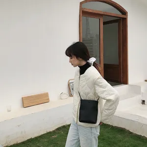 Einfashionliche schwarze PU Leder Schulter Umhängetasche Eimer Bag Damen Alltag.