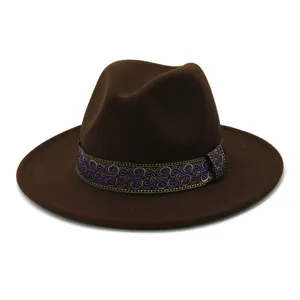 Clásico sombrero de jazz de fieltro de lana de estilo británico con ala ancha elegante.