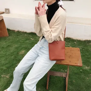 Braune PU Leder Umhängetasche für Damen, modische Freizeit Schultertasche Beutel.
