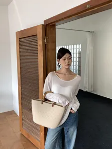 Borsa a mano intrecciata in corda di cotone, elegante borsa estiva capiente, shopping bag.