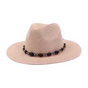 Zomer strand zonnehoed met zwarte steen kralen decoratieve band brede rand strooien hoed.