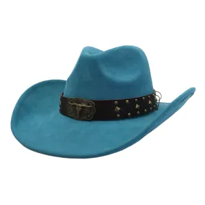 Detaillierter blauer Wildleder Westernhut, antike Schnalle, Lederband, breite Krempe.