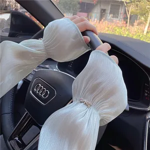 Women's summer ice silk sun protection sleeves, breathable long UV shielding arm covers for driving.