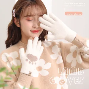 Cute cat paw winter gloves for women, thick knitted warm touch screen gloves for cold days.