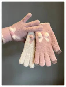 Cute bow touch screen knit gloves for women, warm wool five-finger gloves for winter outdoor cycling.