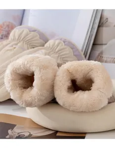 Cozy winter fleece-lined thick plush gloves designed for outdoor travel, skiing, and cycling warmth.