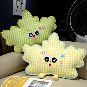 Lindo cojín de felpa a cuadros creativo en forma de hoja suave juguete de peluche para sofá