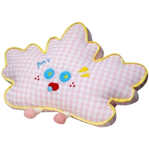 Cojín de felpa con diseño de nube a cuadros rosas, almohada estética para cama y silla.
