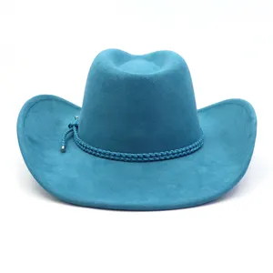Türkisfarbener Wildleder-Cowboyhut Detail, klassischer Jazzhut mit geflochtenem Band.