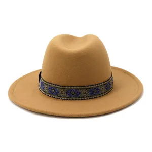 Bruine wollen vilt fedora hoed met blauwe patroonband, stijlvolle brede platte rand uniseks hoed.