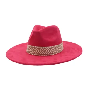 Suede fedora hoed met brede rand en tribaal patroon band, stijlvolle modehoed voor dames.