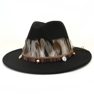 Sombrero fedora de lana negra para mujer, estilo étnico con plumas, cuentas y banda para invierno.