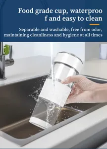 Vista dettagliata tazza spremiagrumi elettrica portatile, design impermeabile facile.