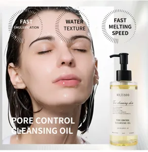 Olio detergente per pori del viso, formula delicata, emulsione rapida, flacone da 200 ml.
