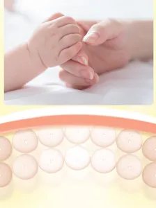 Vista detallada de la crema de manos hidratante y suave para niños, cuidado de la piel.