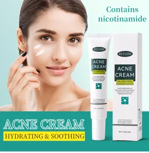 Détails de crème visage anti-acné avec tube, boîte d'emballage et modèle appliquant la formule.