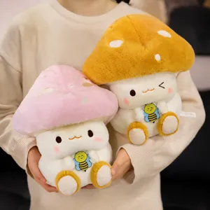 Japonais mignon champignon peluche douce en peluche dessin animé poupée oreiller