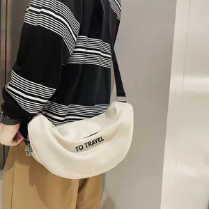 Bolso cruzado de media luna blanco casual para hombres y mujeres, bolso de moda urbana.