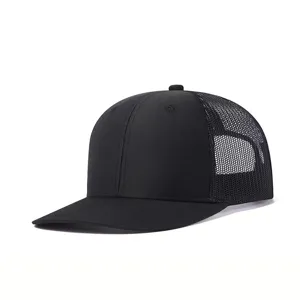 Classic black trucker cap with breathable mesh back, curved brim and structured front panel.