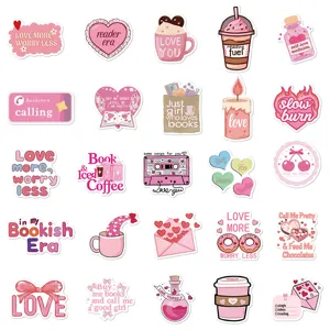 Dettaglio adesivo estetico rosa tema amore, ideale per diario, taccuino e decorazione telefono.